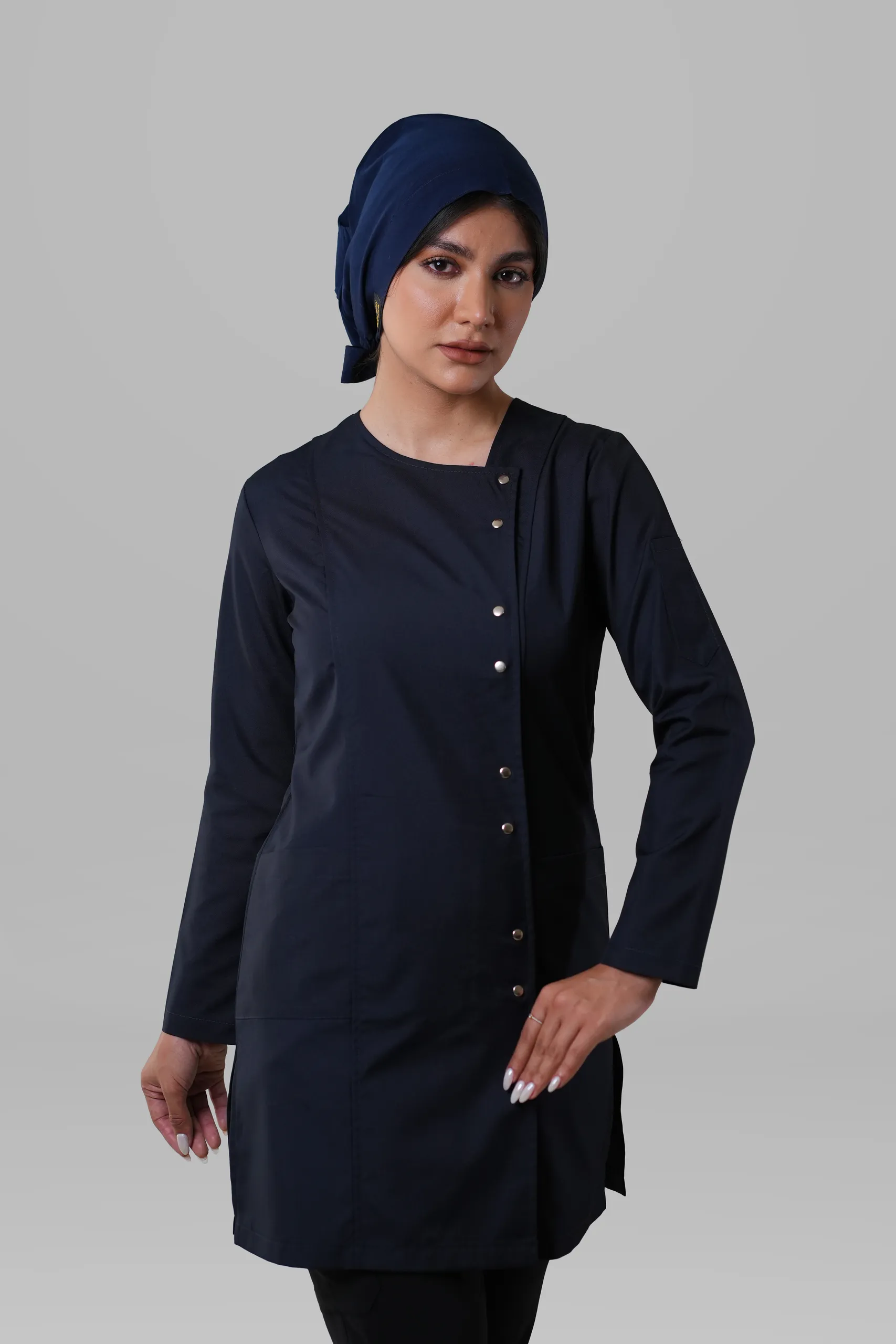 روپوش زنانه مدل مدیکال سرمه‌ای